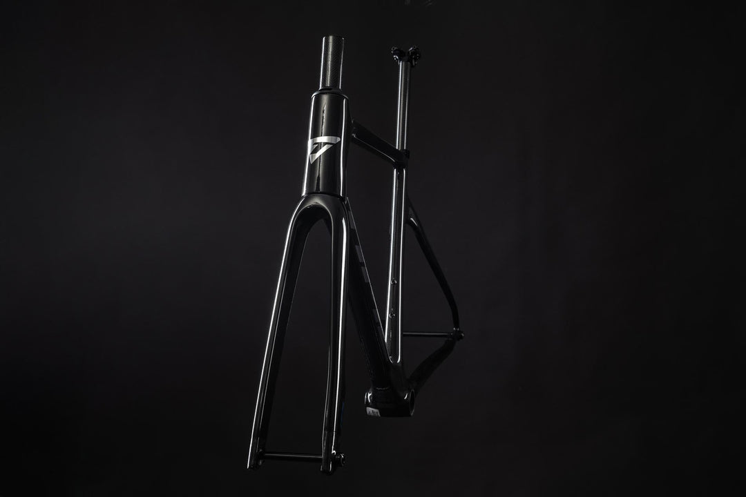 2025 SCYLON FRAMESET